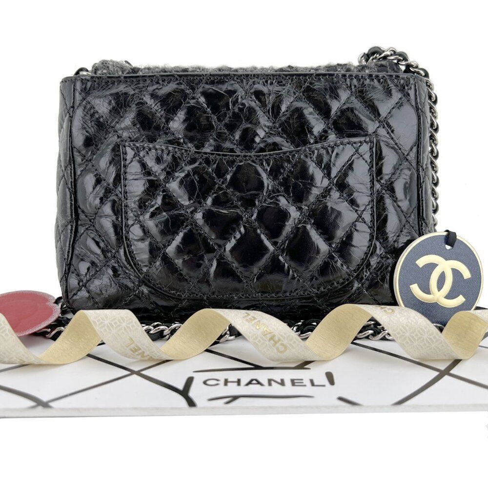 Chanel Crinkled Calfskin Leather and Tweed Classic Flap in Black - Picture 6 of 14